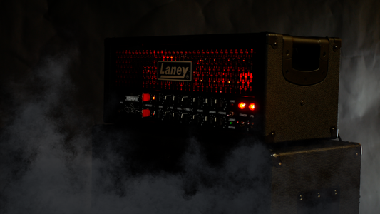 Laney TI100 Black Country Customs : la tête 100W signature Tony Iommi - Made in UK
