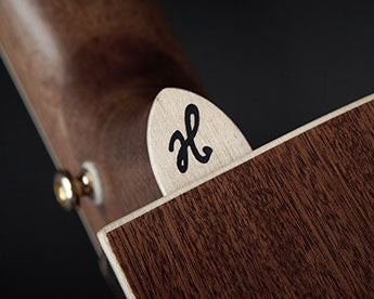 HAGSTROM ORSA DREADNOUGHT CE NAT