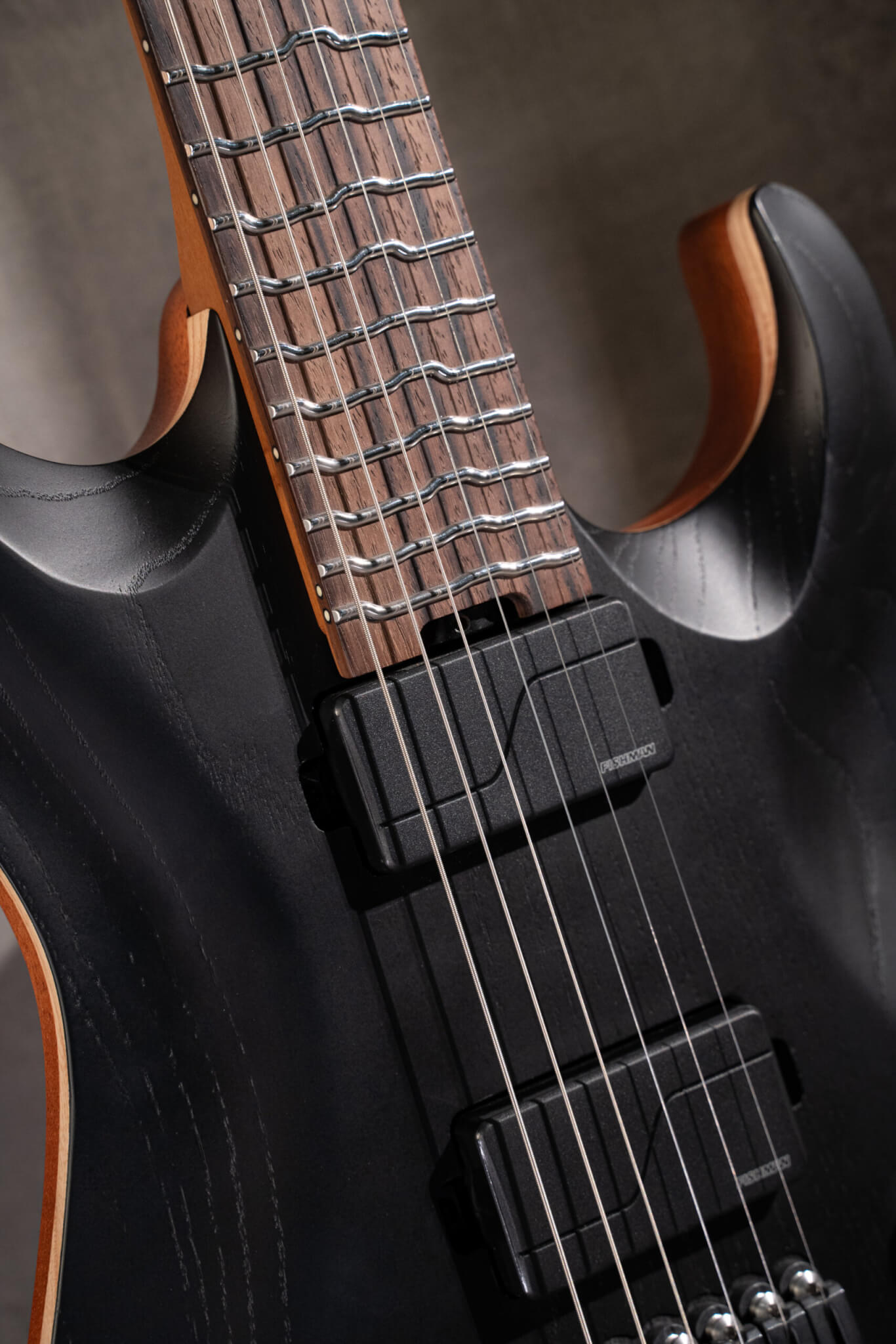 Cort KX700 True Temperament Black open pore