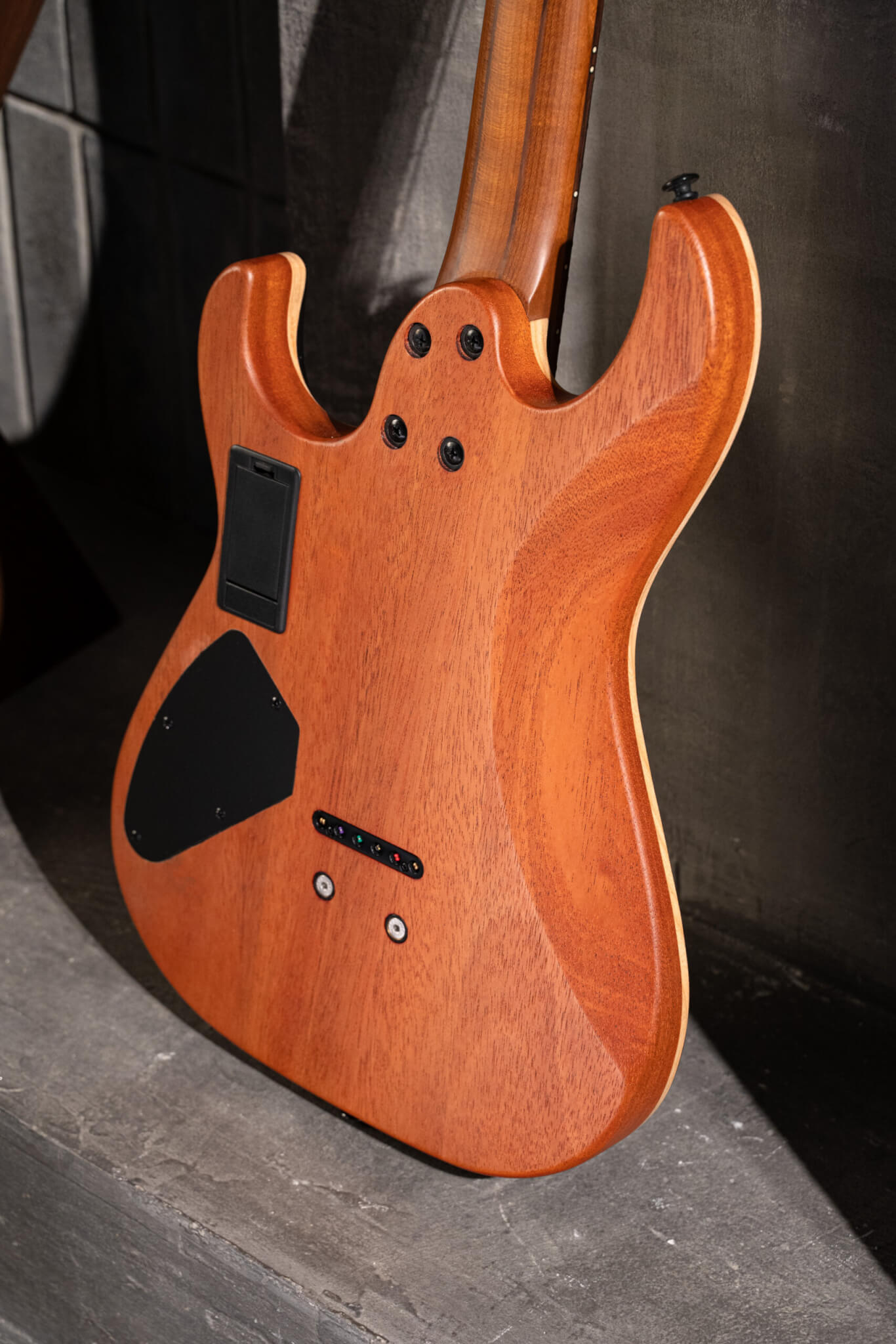 Cort KX700 True Temperament Black open pore