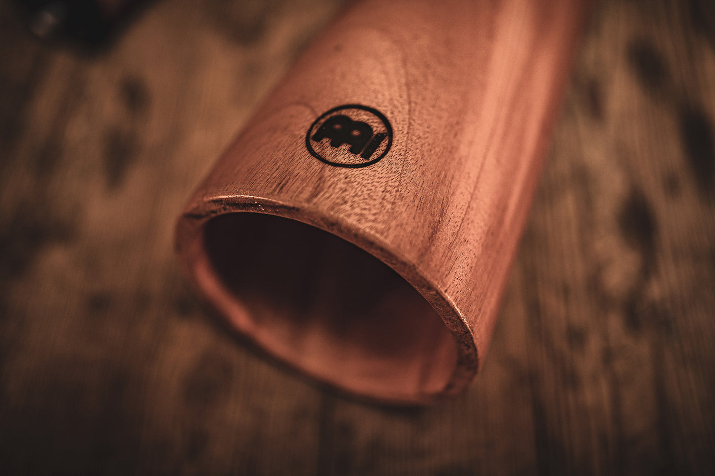 Didgeridoo Sliced ​​Pro. Accordage en Ré.
