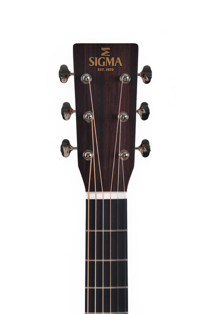 Modèle SGMC-10E, Grand OM pan coupé, table épicéa Sitka massif, f/e acajou massif, touche micarta, EQ LR Baggs, soft case