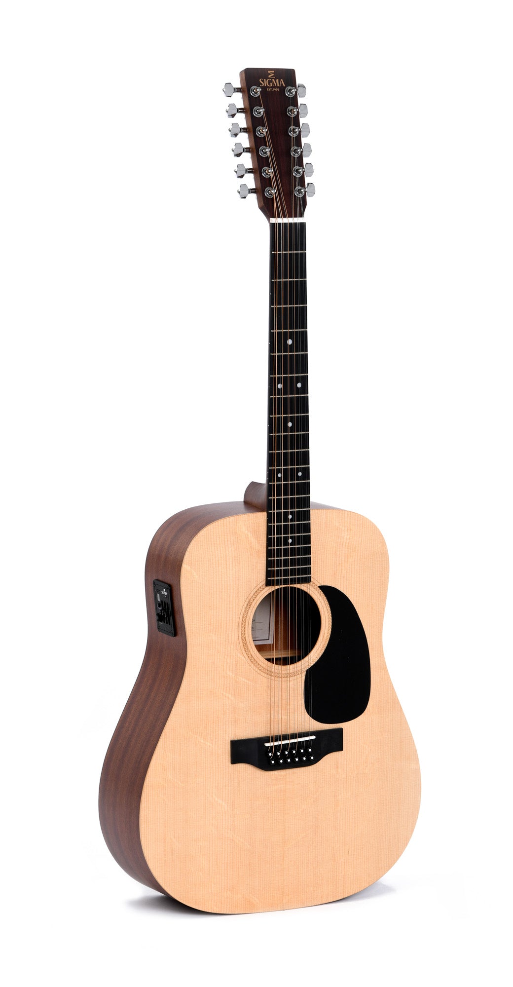Modèle DM12E, Dreadnought 12 cordes, table épicéa massif, f/e acajou, touche micarta, EQ Sigma, naturel satiné