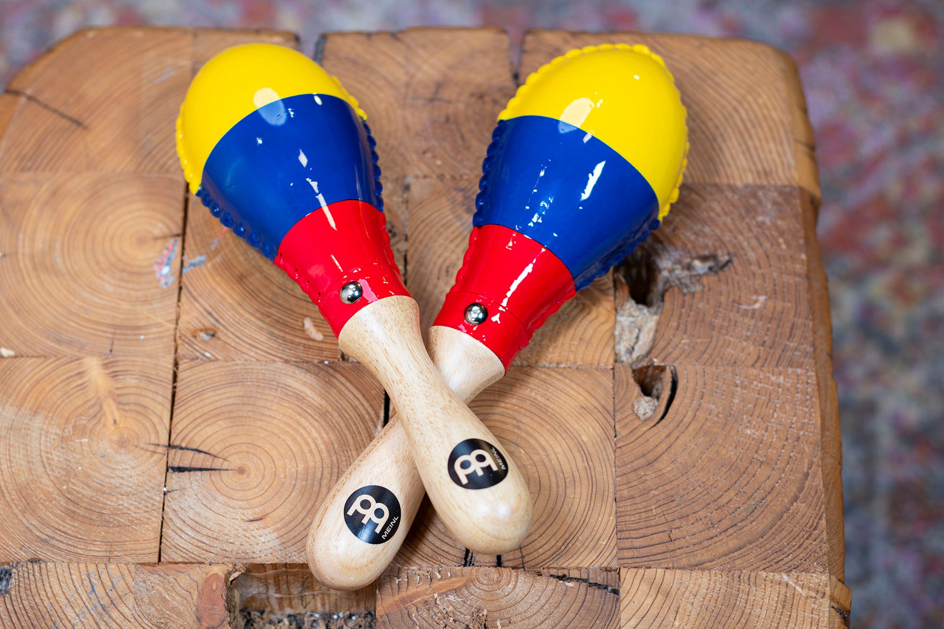 MARACAS MEINL PEAU ANIMALE MODELE STANDARD DRAPEAU COLOMBIEN