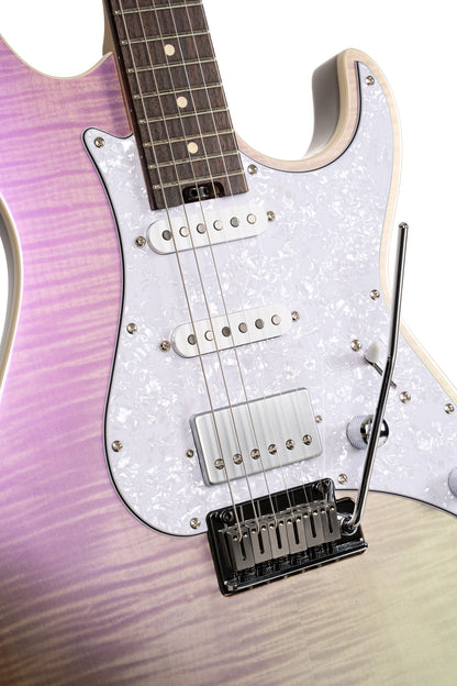 G280 SELECT, corps aulne, table érable flammé, 2 micros simples et 1 double Voiced Tone, trans chameleon purple