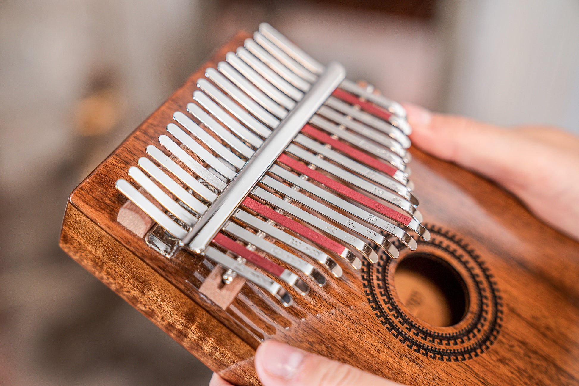 KALIMBA ELECTRO SONIC ENERGY 17 NOTES, DO MAJEUR