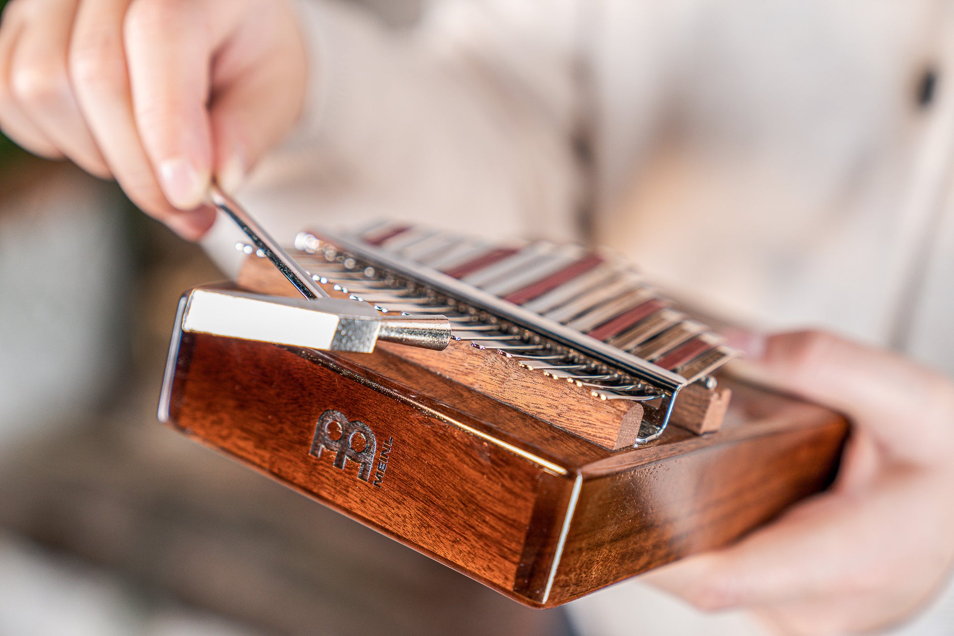 KALIMBA ELECTRO SONIC ENERGY 17 NOTES, DO MAJEUR