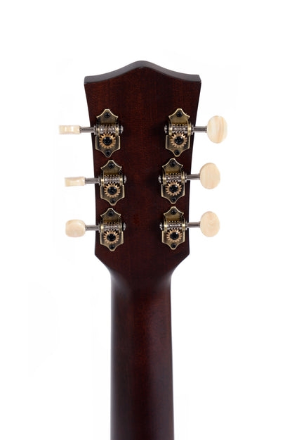 Modèle JM-SG45L, Dreadnought Slope Shoulder, table épicéa massif, f/e acajou, EQ Fishman, soft case, sunburst brillant, gaucher