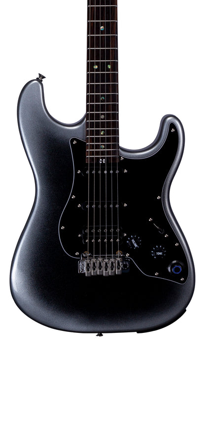 GTRS P800, corps aulne, manche érable flammé torréfié, touche palissandre, micros et processeur GTRS, dark silver