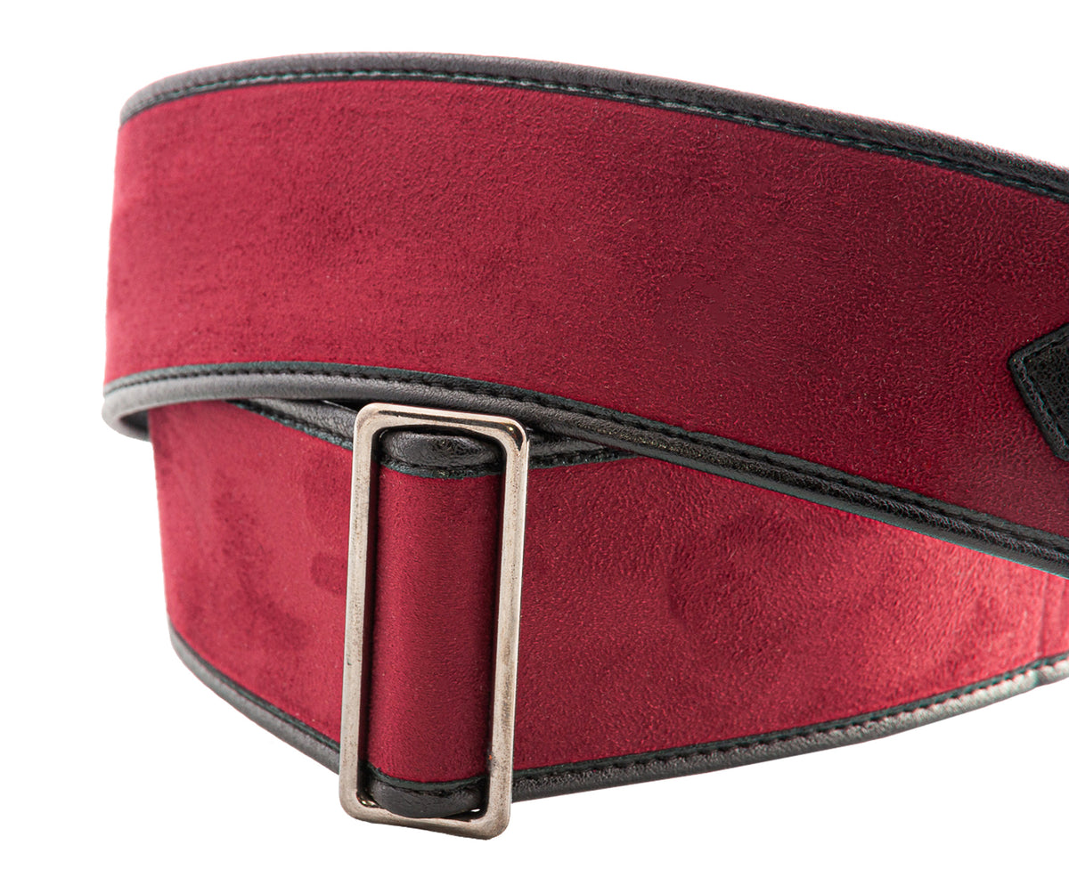 Courroie modèle DIVINE, velours, rembourrée, largeur 6 cm, longueur 95 à 150 cm, porte-médiators intégré, rouge